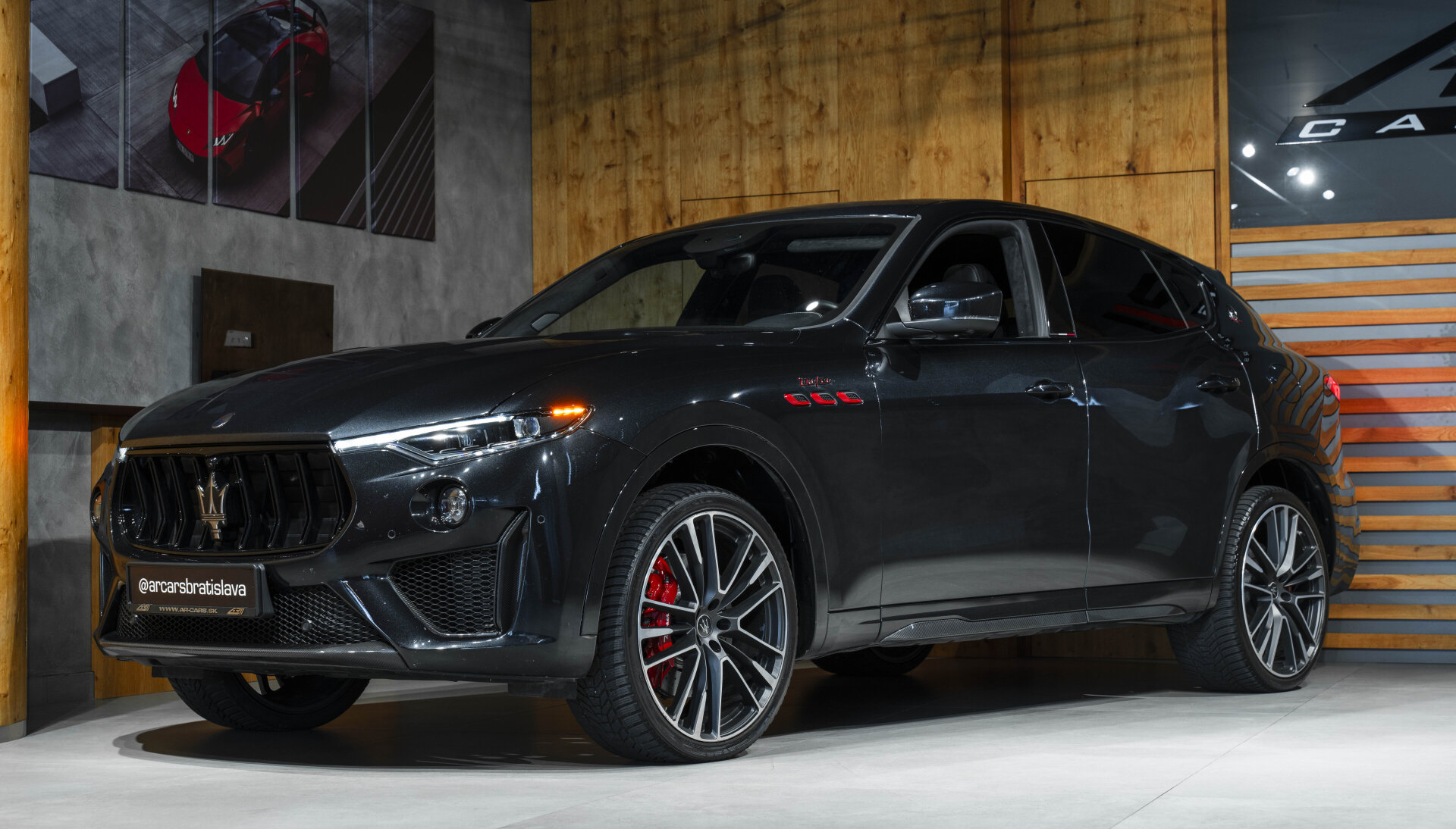 Maserati Levante BR TROFEO, Bowers&Wilkins, Karbón, ACC