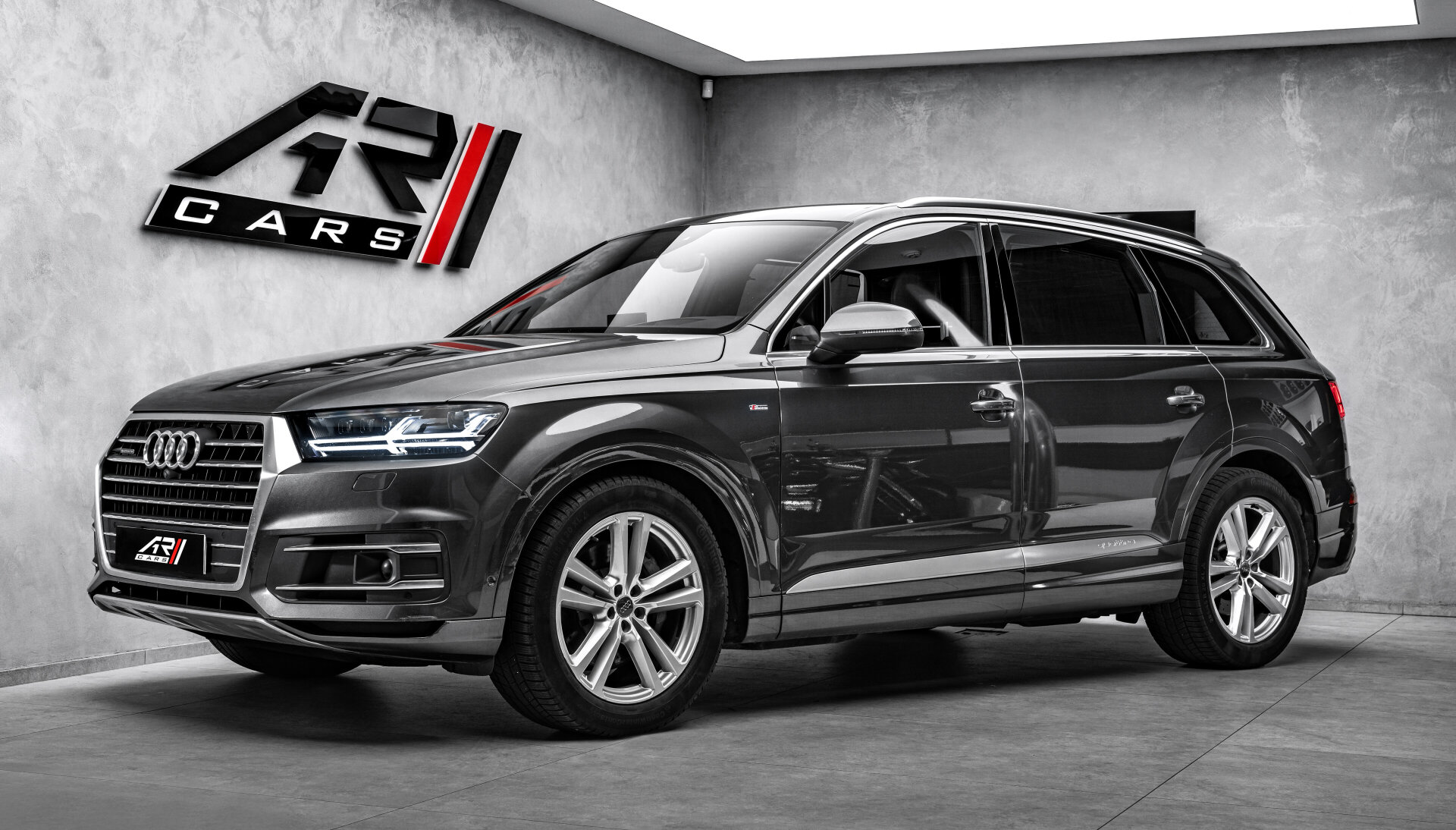 Audi Q7 3.0TDI 200kW 2xSline 7míst