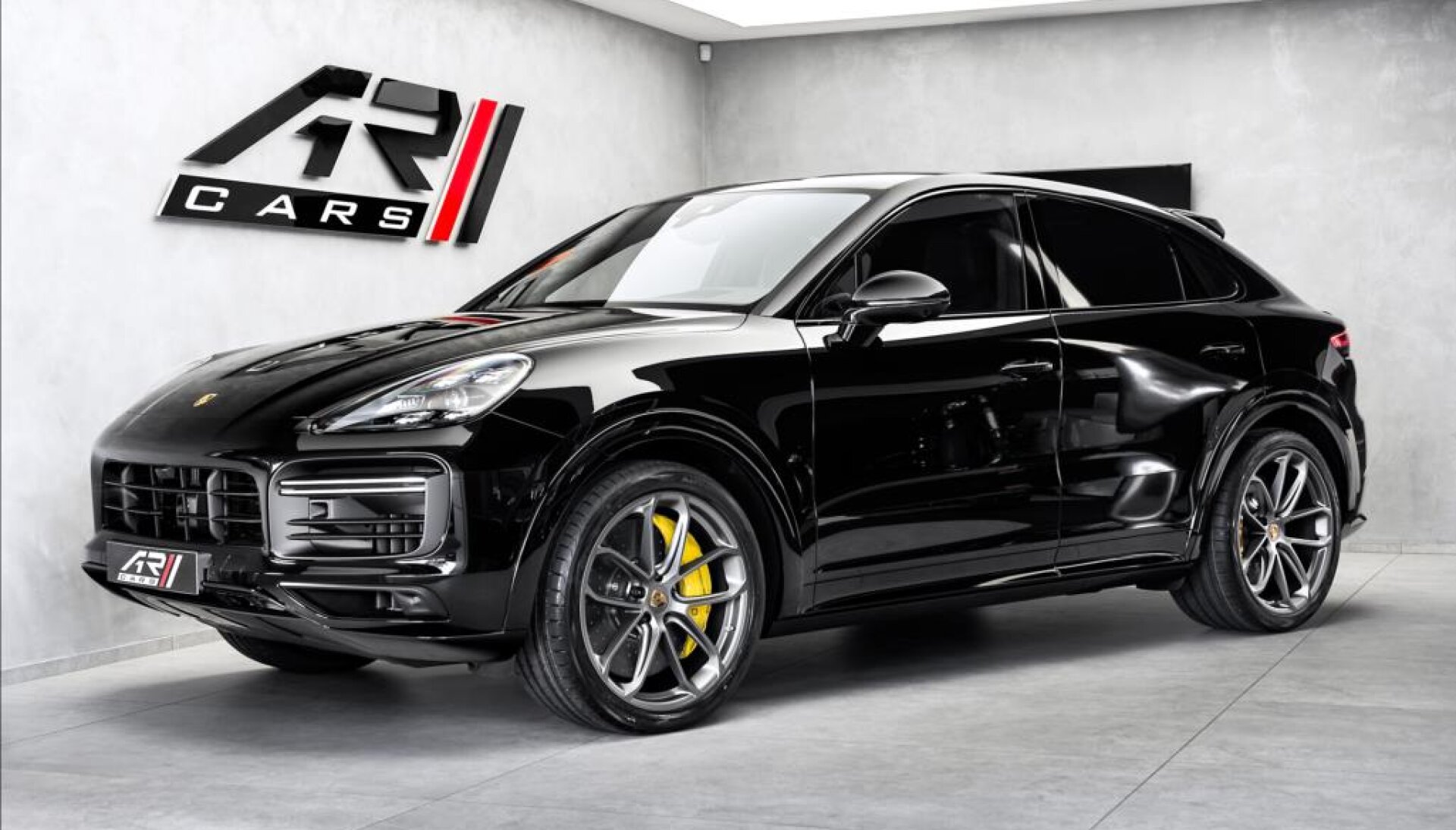 Porsche Cayenne Coupe Turbo, Sport design paket, keramiky