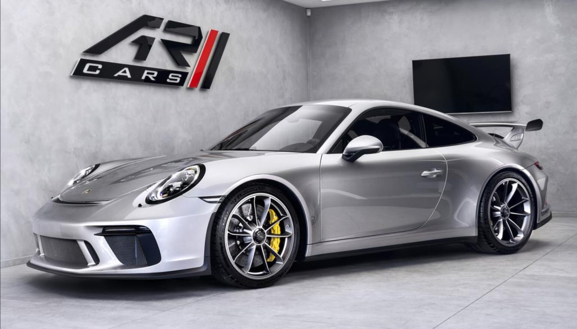 Porsche 911 GT3 4.0 MY2018 Club sport, keramiky, LED, BOSE