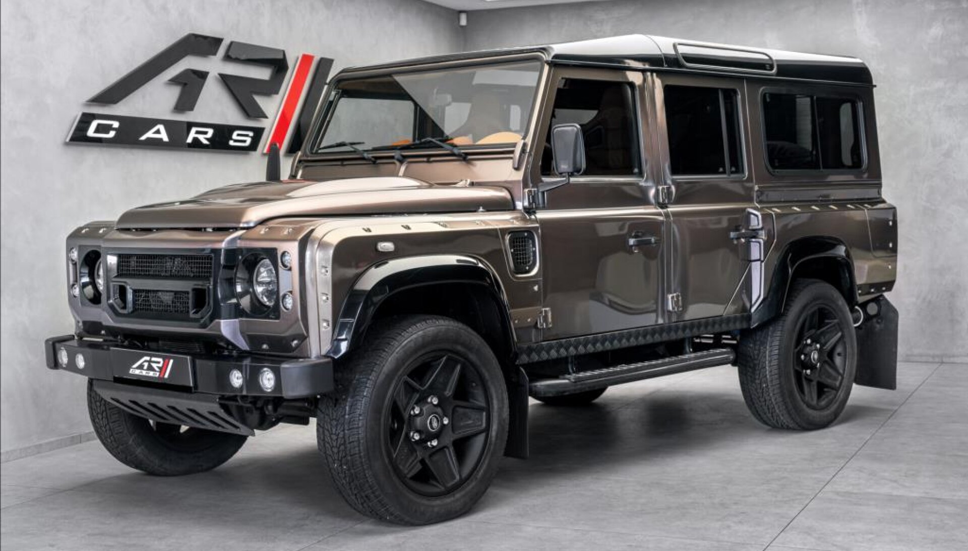 Land Rover Defender 6,2 Chelsea Truck Company, KAHN design