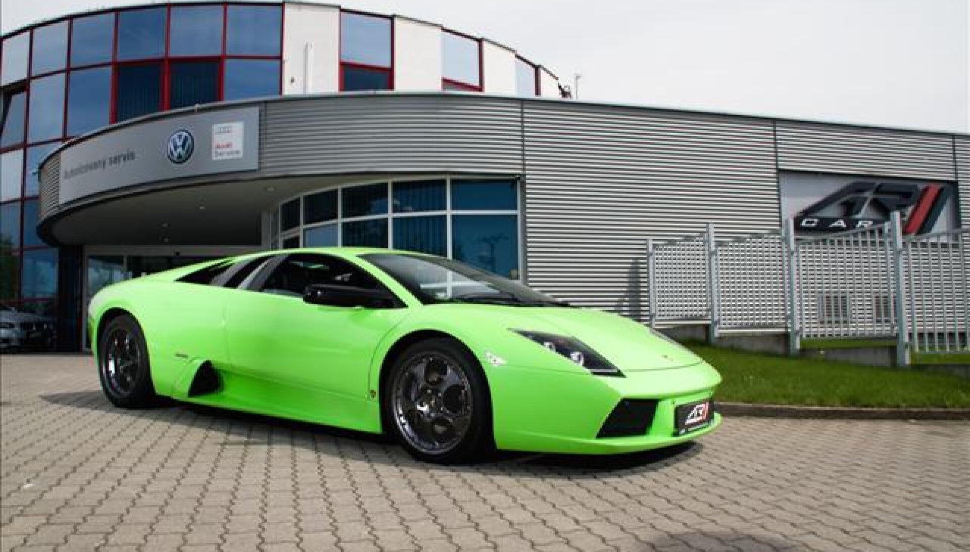 Lamborghini Murcielago 6.2 INDIVIDUAL ACID GREEN