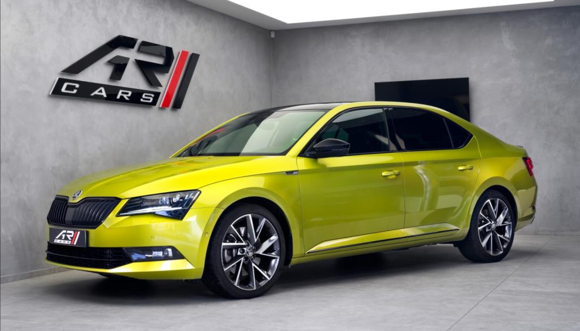 Škoda Superb 2.0 TSI 4x4 Sportline 206kW, asistenty, DCC