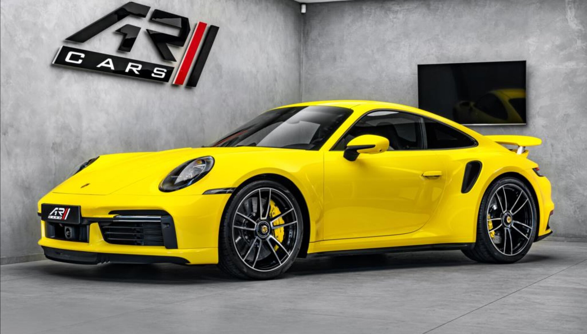 Porsche 911 Turbo coupe, keramiky, Matrix, PASM, CZ