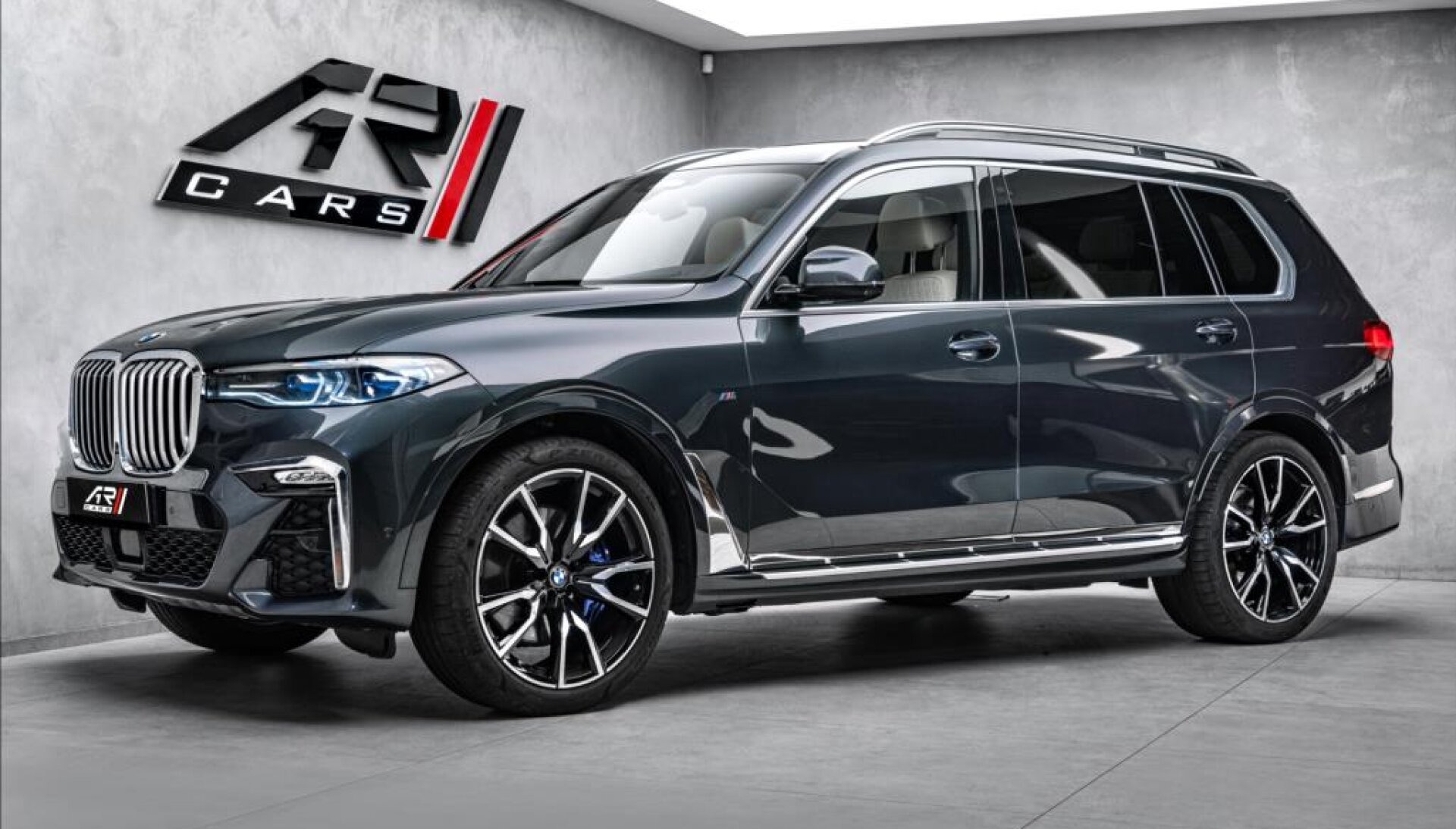 BMW X7 xDrive30d M paket, pano, laser, nezávislé, CZ