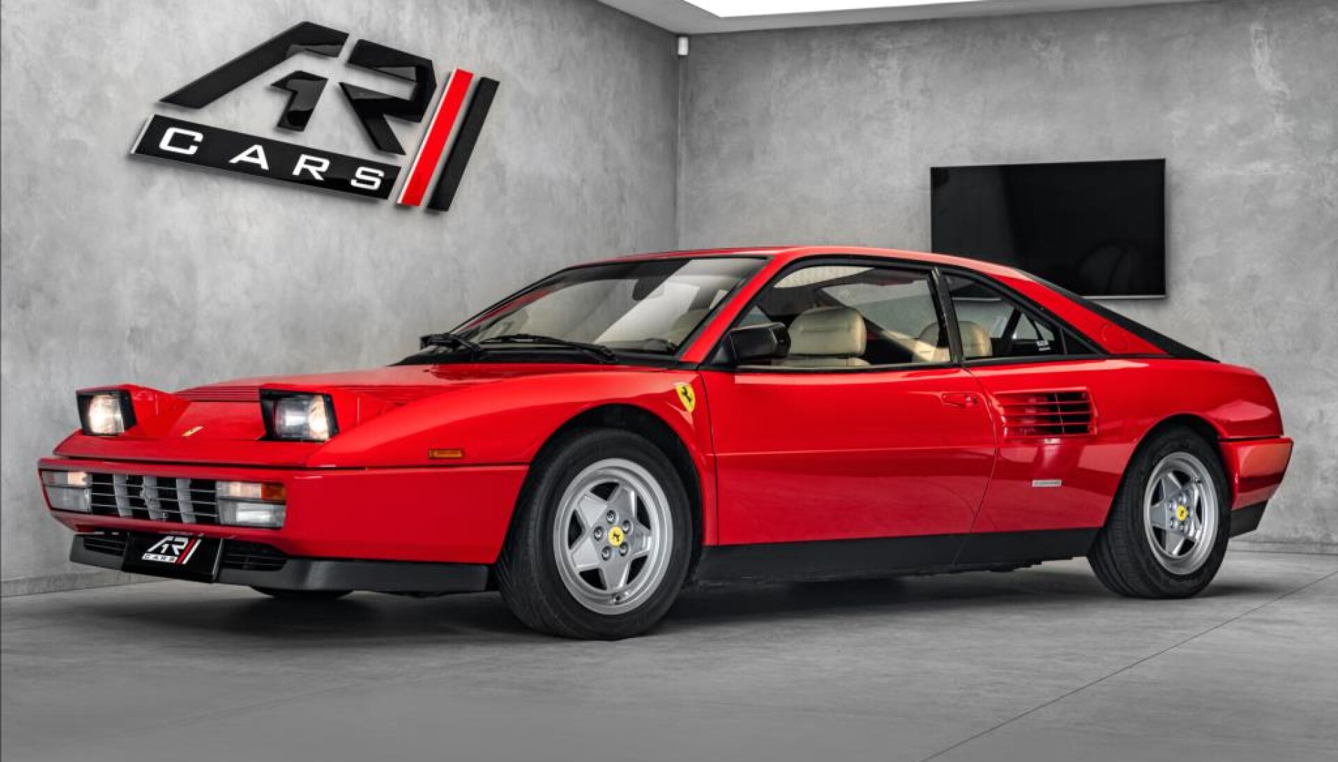 Ferrari Mondial šíbr, bikolor