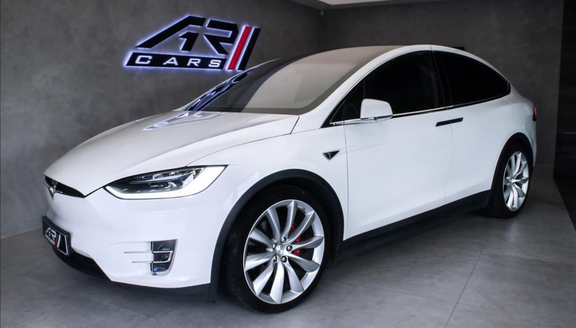 Tesla Model X P90 D AWD Autopilot, 6míst