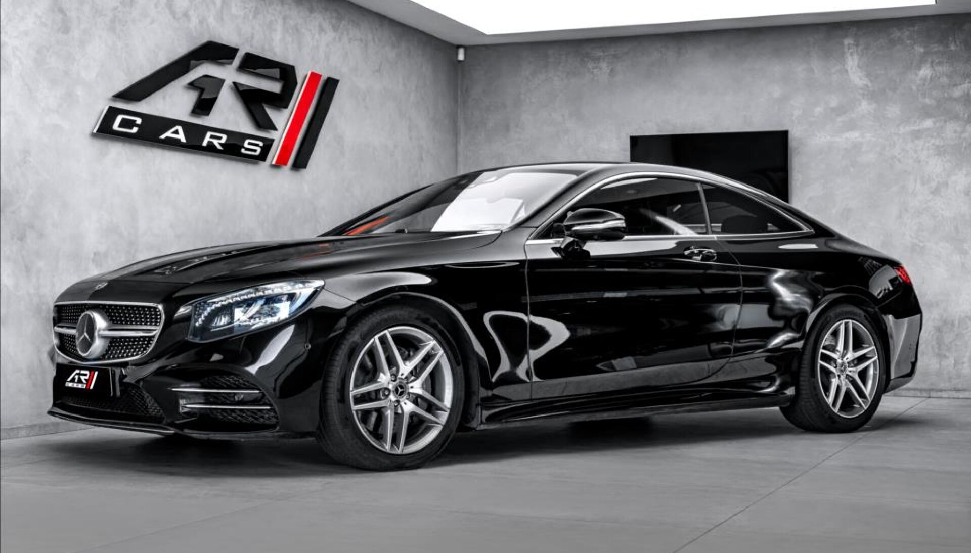 Mercedes-Benz Třídy S S 560 4Matic Coupe, Night,Pano, TV,360