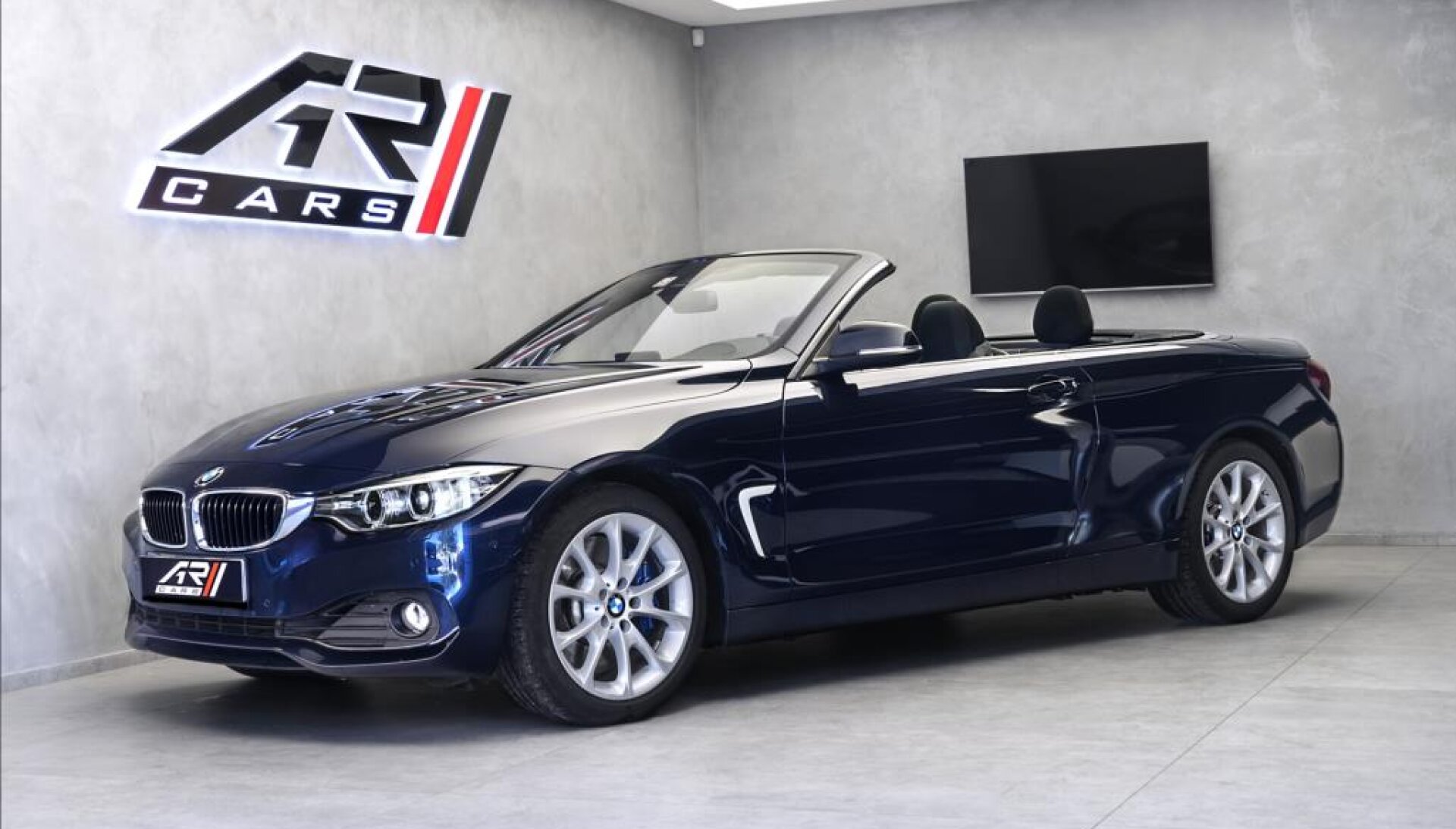 BMW Řada 4 435i cabrio Advatnage, navigace, kamera, CZ