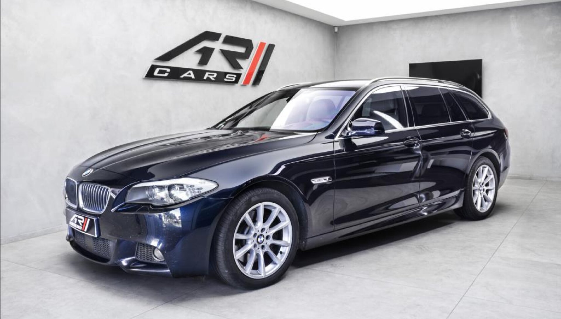 BMW Řada 5 530d xDrive Touring, M paket, head up, navi