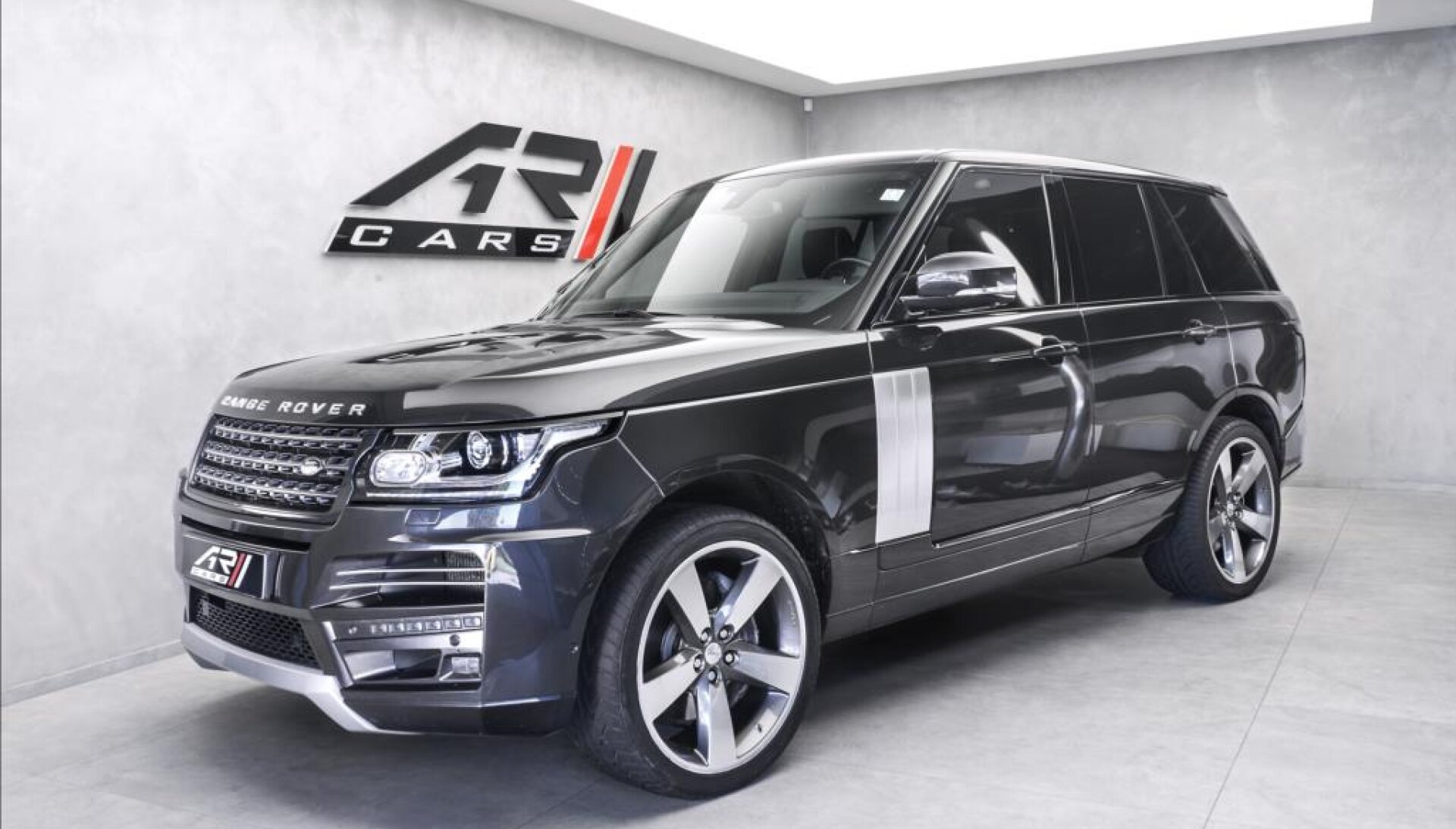 Land Rover Range Rover SDV8 Vogue STARTECH, TV, panorama, TOP, CZ