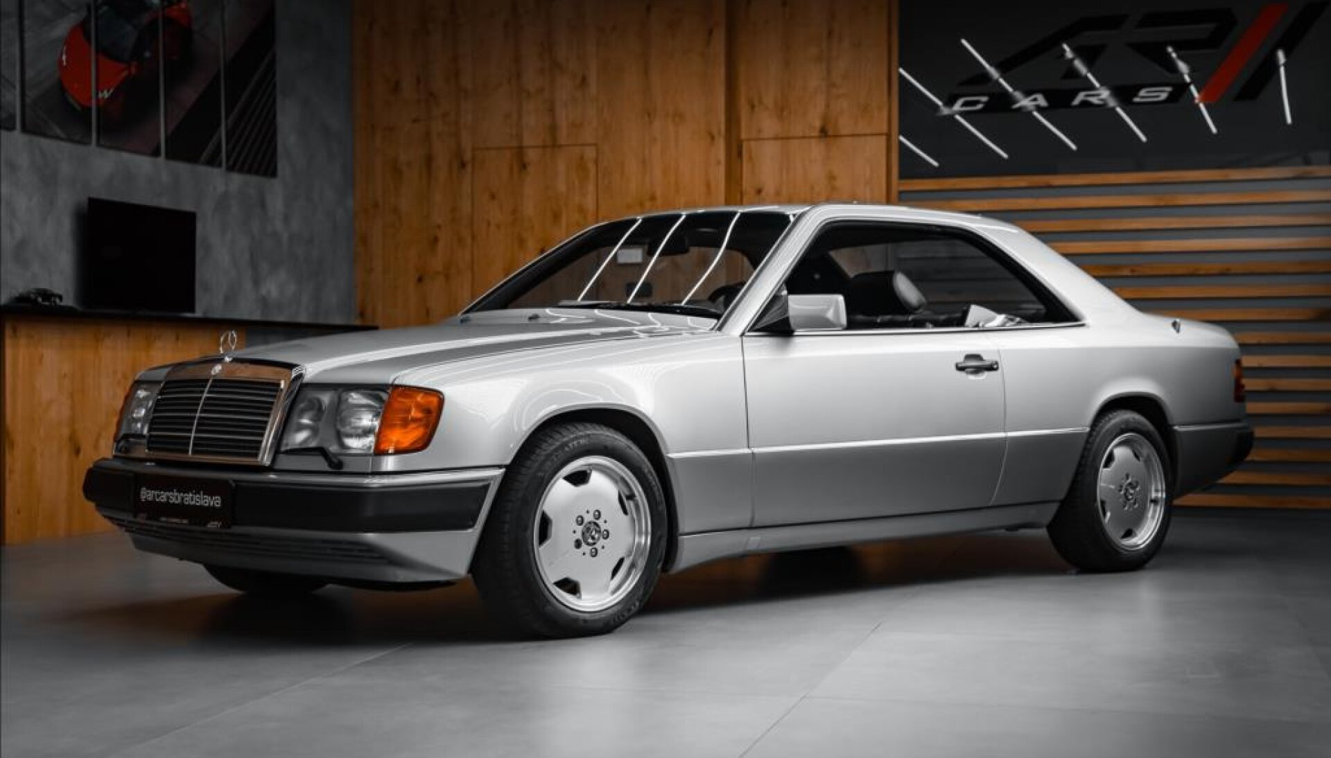 Mercedes-Benz 3,0 300 CE, NOVÝ SERVIS, TOP STAV