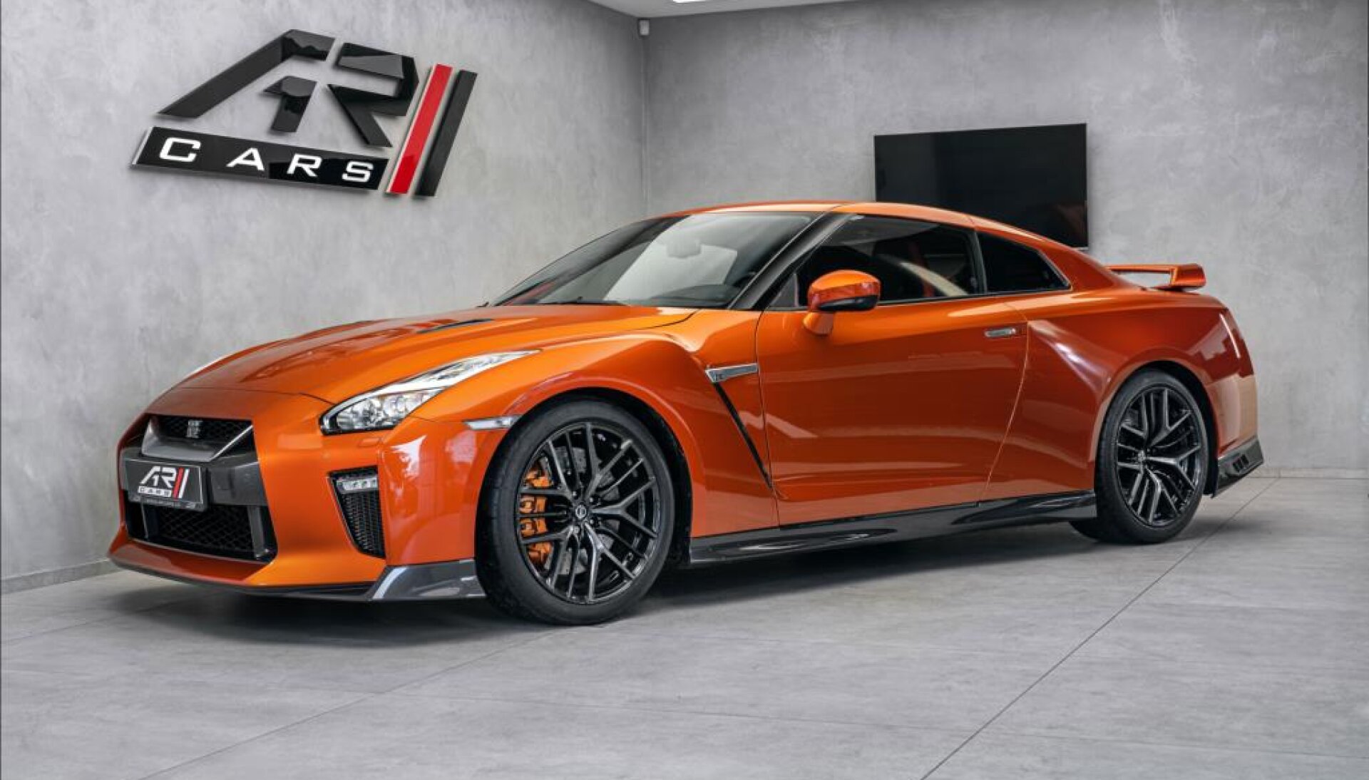 Nissan GT-R Black edition