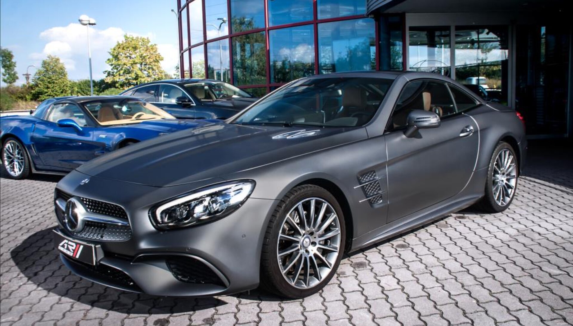Mercedes-Benz SL 500 roadster AMG, Designo mat, LED, CZ