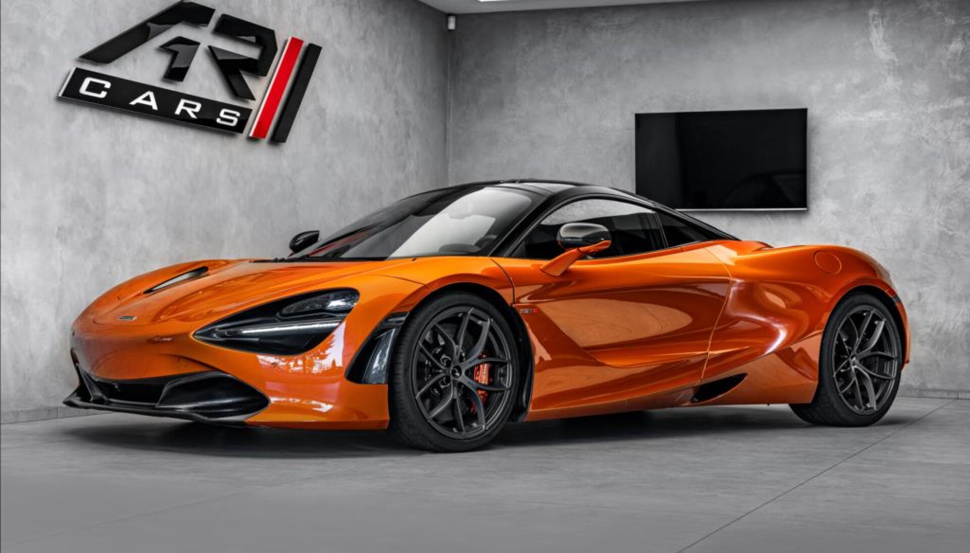 McLaren 720S V8 Bi-Turbo, Lift, karbon paket, B&W