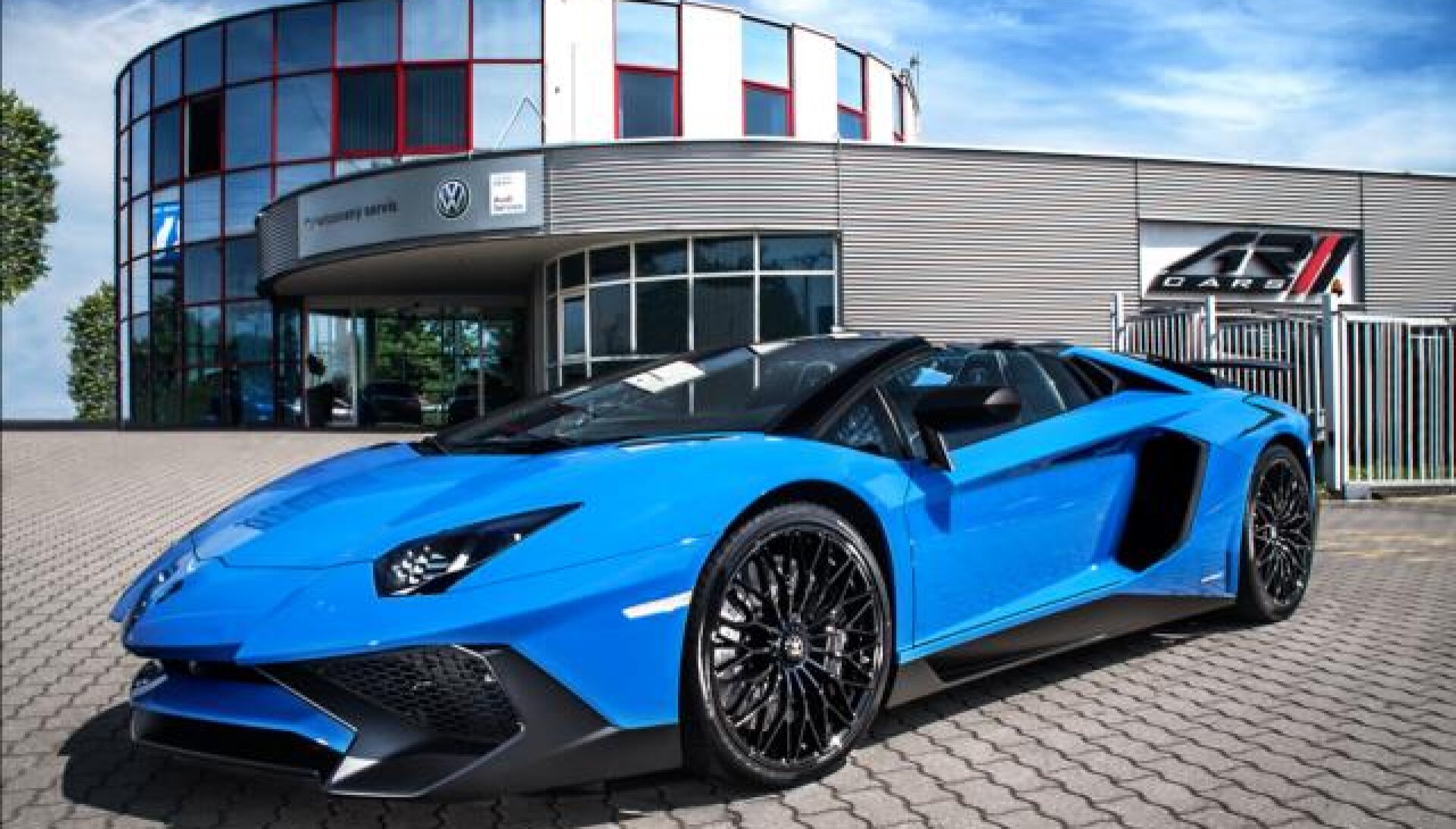 Lamborghini Aventador SV Roadster LP 750-4