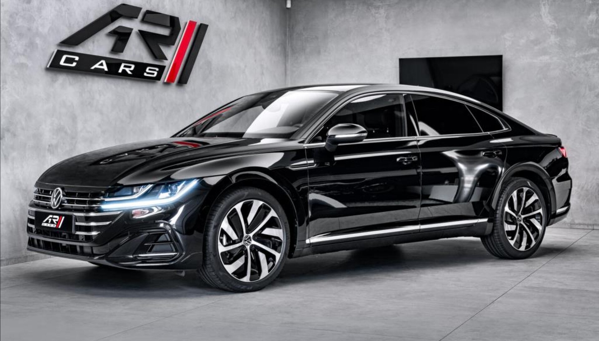 Volkswagen Arteon 2,0 TDI  DSG R-line, DCC, LED, Keyless