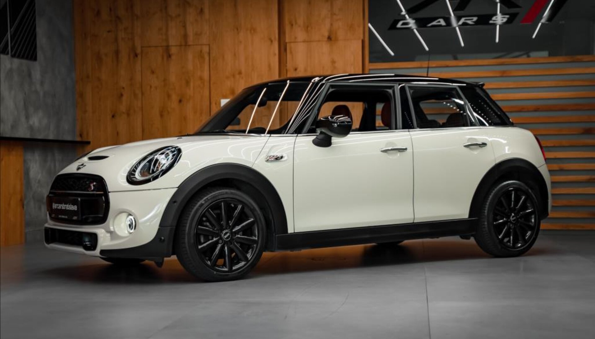 Mini Cooper 2,0 S, 5-DVEROVÝ, NAVI, KAMERA