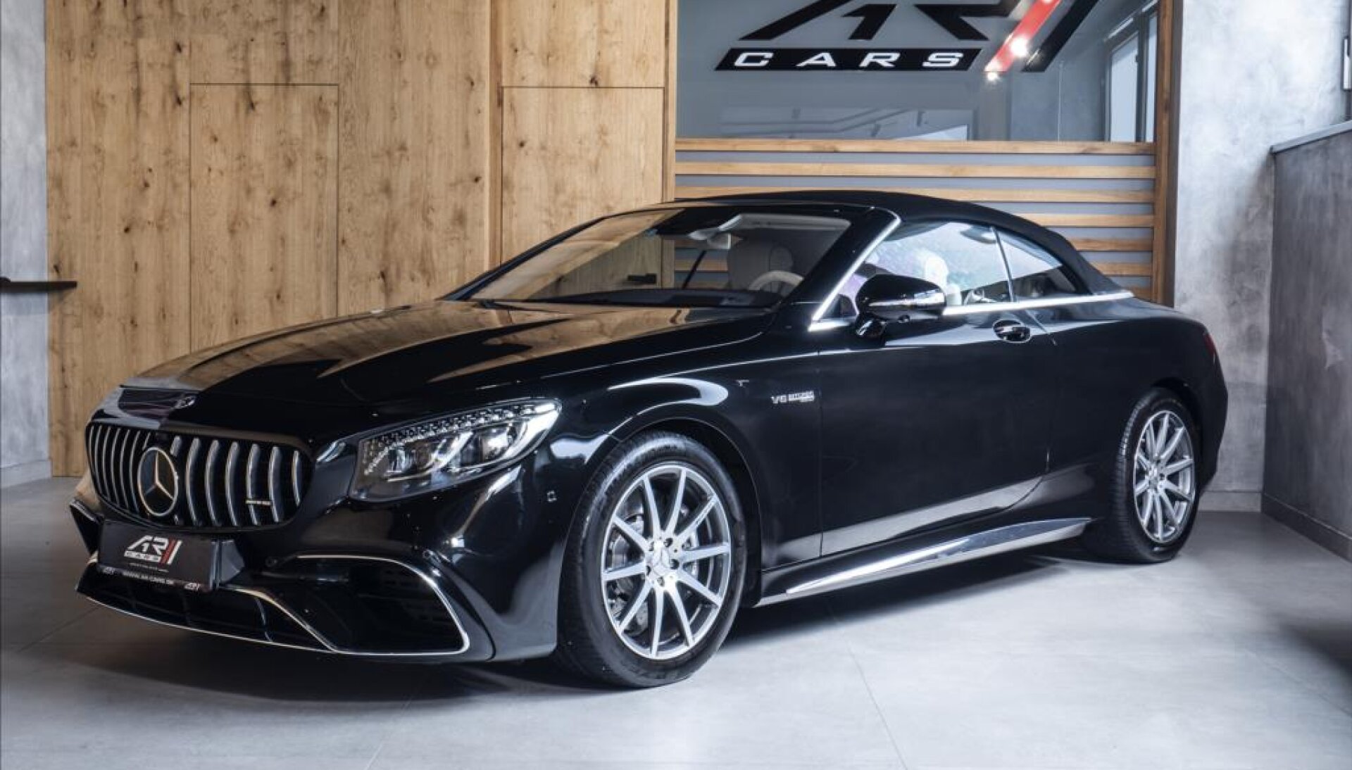 Mercedes-Benz Třídy S SWAROVSKI, BURMESTER