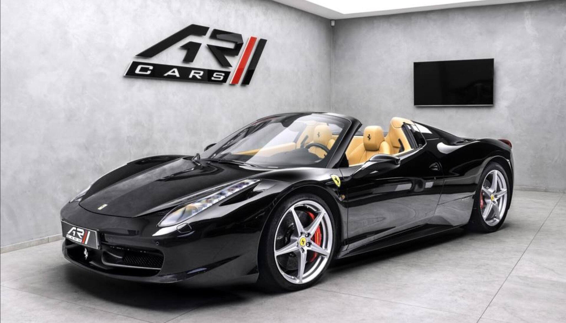 Ferrari 458 Spider, lift systém, záruka 7/2018