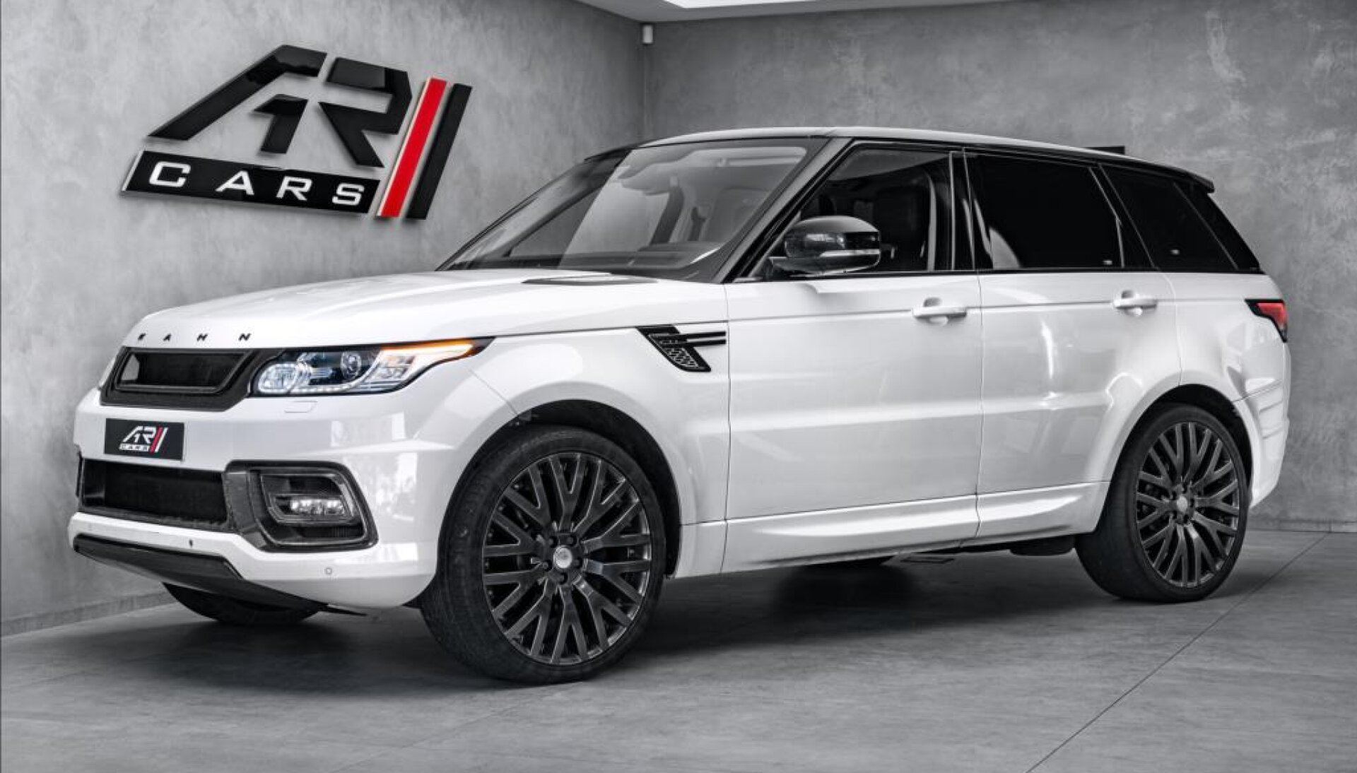 Land Rover Range Rover Sport SDV6 HSE Dynamic KAHN