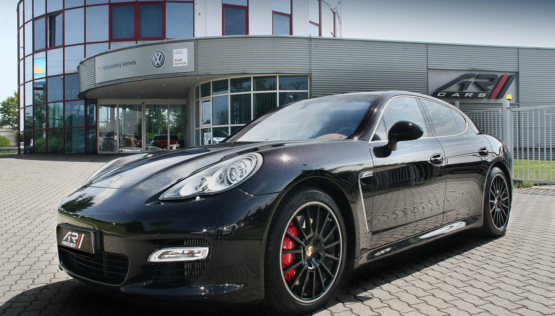 Porsche Panamera 4.9 Turbo