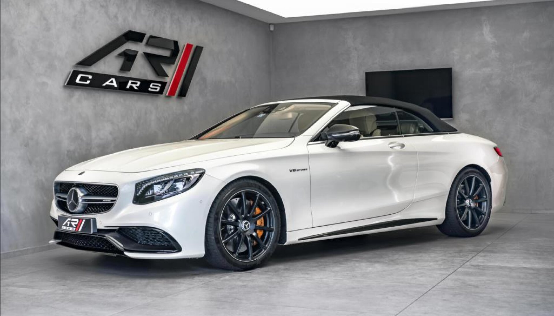 Mercedes-Benz Třídy S 63 AMG cabrio 4Matic, keramiky, karbon, Burmester
