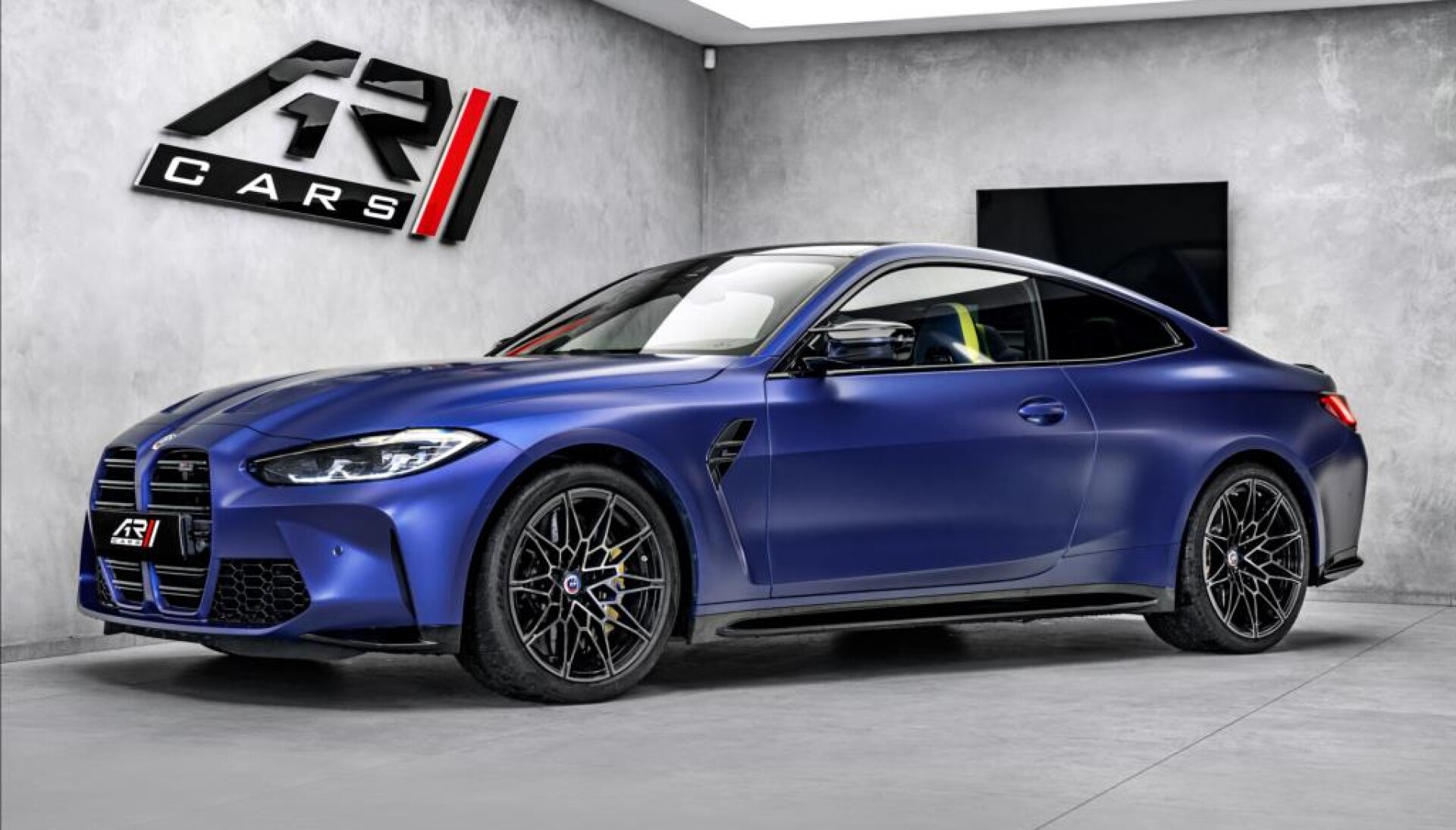 BMW M4 Competition, keramiky, Head-up, Individual