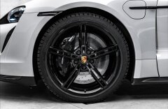 Porsche Taycan 0,0 Turbo S, keramiky, panorama, FOLIE