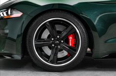Ford Mustang BULLITT, Magneride, B&O, výfuky