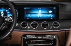 Mercedes-Benz Třídy E E 300 e 4MATIC Avantgarde