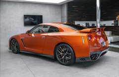 Nissan GT-R Black edition