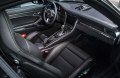 Porsche 911 Turbo S Cabrio Dark Olive