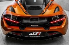 McLaren 720S V8 Bi-Turbo, Lift, karbon paket, B&W