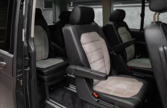 Volkswagen Multivan TDI Highline 4MOTION DSG, 7 MIESTNE, LED