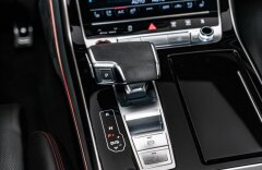 Audi RS Q8 4,0 TFSI 441kW, Keramiky, HUD, Masáže