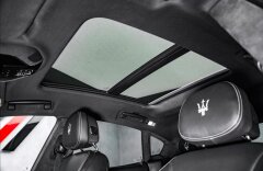 Maserati Levante S, Zegna edition, panorama, B/W sound