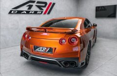 Nissan GT-R Black edition