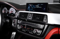 BMW M4 coupe, LED, asistenty, kovaná kola, 520PS