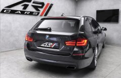 BMW Řada 5 M550d xDrive Touring, M-paket