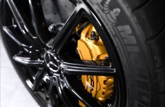 Mercedes-Benz AMG GT S Edition 1, keramiky, Burmester, servis