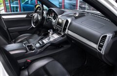 Porsche Cayenne Diesel vzduch, PDLS, panorama, Burmester
