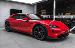 Porsche Taycan 4S Sport Turismo, Sport Chrono, Pano