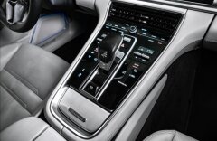 Porsche Panamera 4E-hybrid, Sport Chrono, záruka