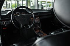 Mercedes-Benz 3,0 300 CE, NOVÝ SERVIS, TOP STAV