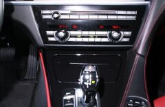 BMW Řada 6 4,4 650i kabrio, individual, max výbava
