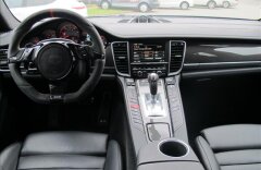 Porsche Panamera 4.8 Grand GT 560PS