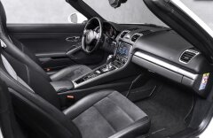 Porsche Boxster 2.7 sportovní výfuky, PDLS, Alcantara, navigace