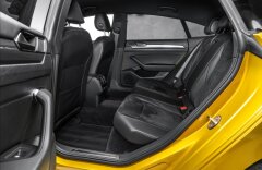 Volkswagen Arteon 2.0 TSI R-line DSG, Cockpit, 360° kamera, 19"