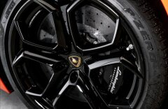 Lamborghini Aventador LP 700-4